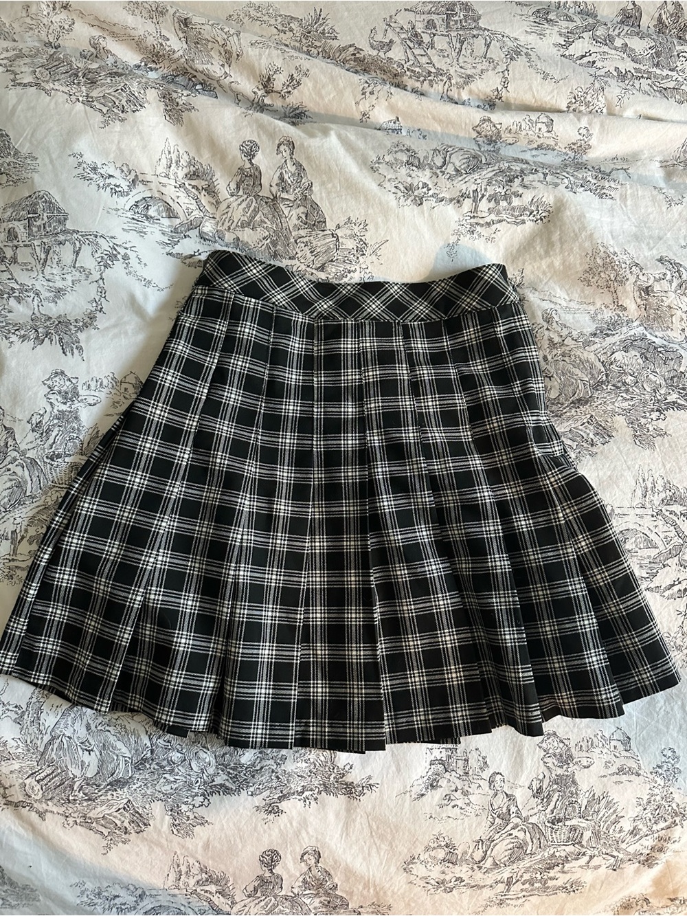 Divided Black & White Plaid Pleated Mini Skirt